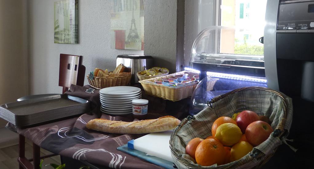 Logis Drom'Sud Hotel Donzere ภายนอก รูปภาพ